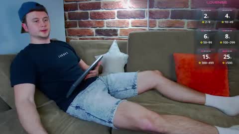 Alex online show from 04/01/26, 01:41