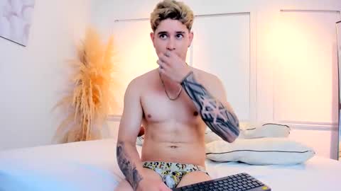 Alex  online show from 05/05/26, 03:42