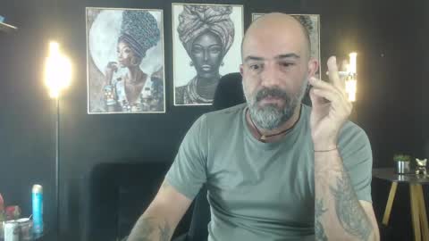 Snapshot of alex_saints_ce chatting on 04/24/26, 10:39 Alex Saints online show from 04/24/26, 10:39