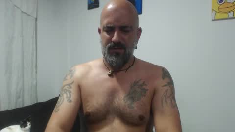 Snapshot of alex_saints_ce chatting on 05/21/26, 02:29 Alex Saints online show from 05/21/26, 02:29