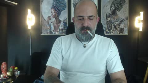 Snapshot of alex_saints_ce chatting on 05/31/26, 01:03 Alex Saints online show from 05/31/26, 01:03