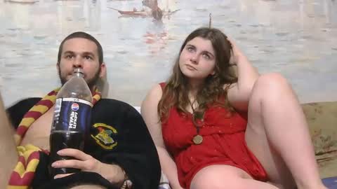 Snapshot of alex_sarah_sex chatting on 05/05/26, 10:29 Alex and Sarah online show from 05/05/26, 10:29