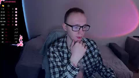 alex_silent online show from 10/17/25, 10:29