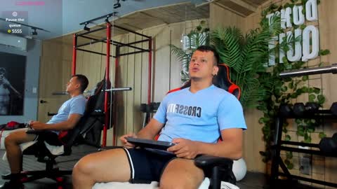 Snapshot of alex_tower chatting on 01/04/25, 07:34 Alex Towers online show from 01/04/25, 07:34