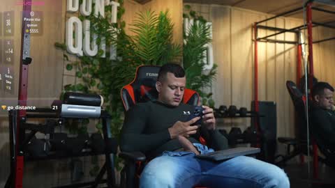 Snapshot of alex_tower chatting on 02/01/25, 10:23 Alex Towers online show from 02/01/25, 10:23