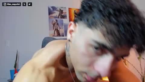 Snapshot of alex_zt7 chatting on 07/06/26, 04:31 x online show from 07/06/26, 04:31