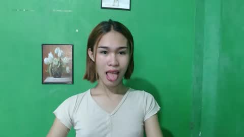 alexa04052007 online show from 11/18/25, 12:16