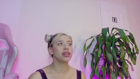 alexa_bue online show from 10/08/25, 04:21
