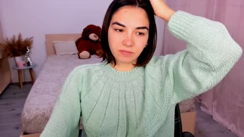 Snapshot of alexa_dolly chatting on 12/13/24, 08:51 Alexa online show from 12/13/24, 08:51