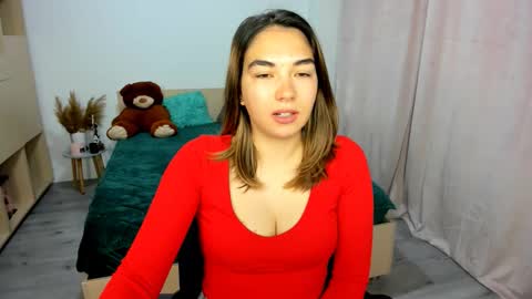 Snapshot of alexa_dolly chatting on 09/29/25, 05:45 Alexa online show from 09/29/25, 05:45