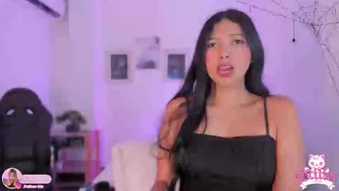 Alexa Millers online show from 11/01/25, 04:03