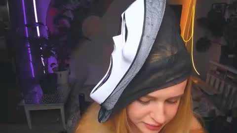 alexa_pirs online show from 10/17/25, 03:47