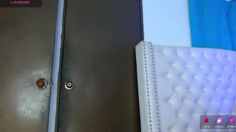   online show from 11/15/25, 03:30