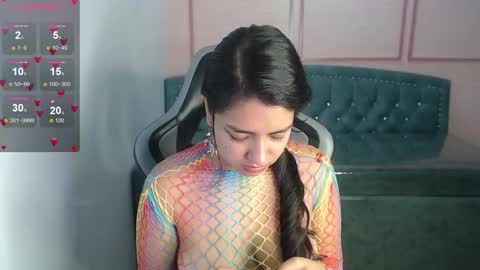 Alexandra online show from 10/22/25, 12:05