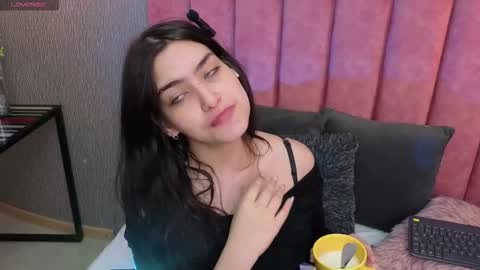 Alexa Thaylor online show from 03/08/26, 04:22