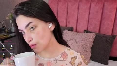 Alexa Thaylor online show from 04/01/26, 04:04