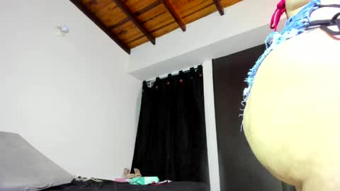 Snapshot of alexaablum chatting on 05/27/26, 01:02 Alexa online show from 05/27/26, 01:02