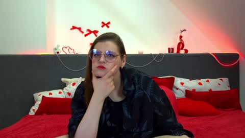 AlexaAvery online show from 06/17/26, 06:27
