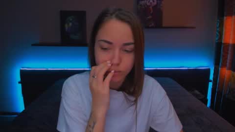 angel online show from 02/19/25, 03:28