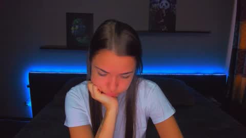 angel online show from 09/15/25, 12:32