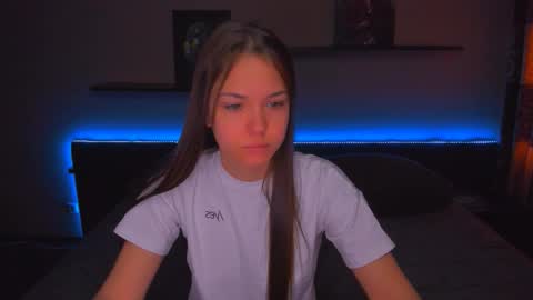 angel online show from 03/18/26, 12:36