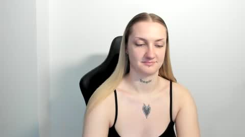 Snapshot of alexafragile chatting on 07/07/26, 11:25 Alexa online show from 07/07/26, 11:25