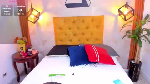 Snapshot of alexagomez07 chatting on 02/18/26, 12:23 alexagomez07 online show from 02/18/26, 12:23