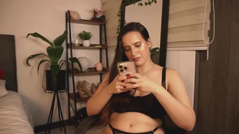 Snapshot of alexajhonsonof chatting on 01/10/25, 11:18 alexajhonsonof online show from 01/10/25, 11:18