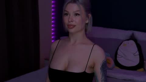 Snapshot of alexamason chatting on 05/18/26, 04:07 Alexa Mason online show from 05/18/26, 04:07