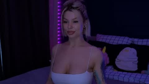 Snapshot of alexamason chatting on 07/14/26, 02:05 Alexa Mason online show from 07/14/26, 02:05