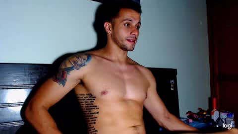 alexander_2015 online show from 02/10/25, 05:03