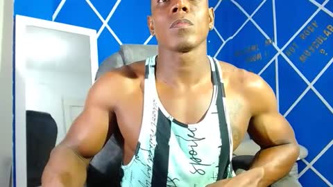 Snapshot of alexander_megan chatting on 12/27/24, 02:14 alexander online show from 12/27/24, 02:14