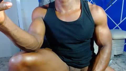 Snapshot of alexander_megan chatting on 01/18/25, 04:15 alexander online show from 01/18/25, 04:15