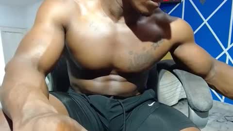 Snapshot of alexander_megan chatting on 02/20/26, 05:37 alexander online show from 02/20/26, 05:37