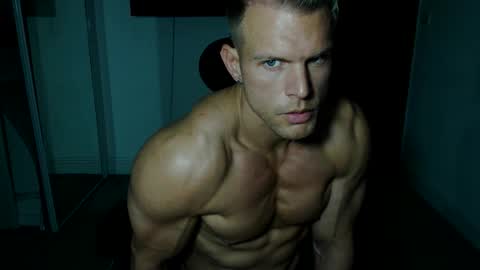 Snapshot of alexandersteelmuscle chatting on 10/25/25, 06:46 Alexander Steel online show from 10/25/25, 06:46