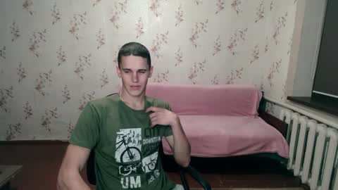 Snapshot of alexanderstrongs chatting on 12/12/24, 06:42 alexanderstrongs online show from 12/12/24, 06:42