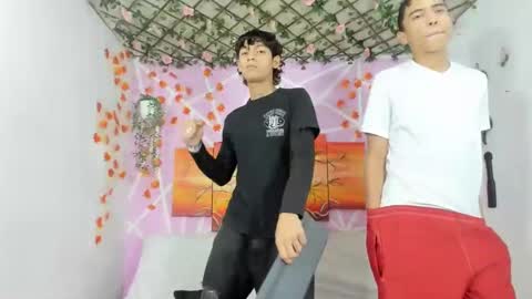 chicos hot online show from 02/25/25, 01:20