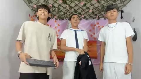 chicos hot online show from 02/26/25, 01:11