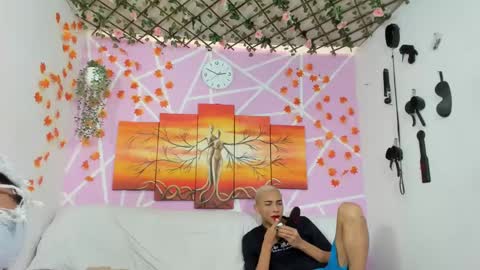 chicos hot online show from 03/10/25, 07:50