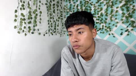 chicos hot online show from 09/13/25, 01:44