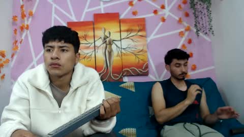 chicos hot online show from 10/12/25, 01:21