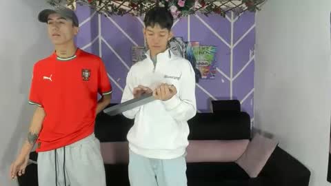 chicos hot online show from 04/06/26, 01:45