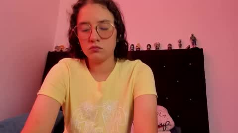 Snapshot of alexandra_clauss chatting on 01/13/26, 07:19 alexandra clauss online show from 01/13/26, 07:19