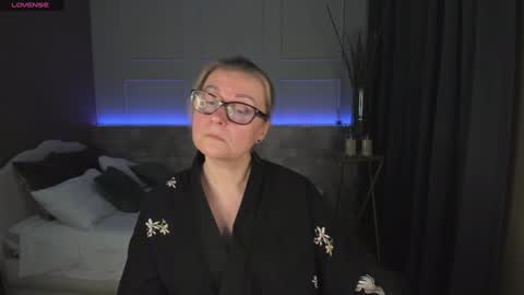 Snapshot of alexandra_kind chatting on 01/23/25, 08:56 Alexandra online show from 01/23/25, 08:56