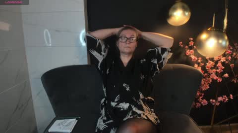 Snapshot of alexandra_kind chatting on 01/25/25, 08:10 Alexandra online show from 01/25/25, 08:10