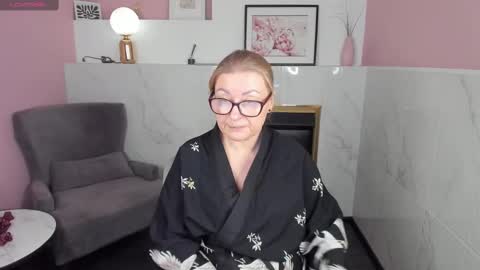 Snapshot of alexandra_kind chatting on 02/12/25, 05:48 Alexandra online show from 02/12/25, 05:48