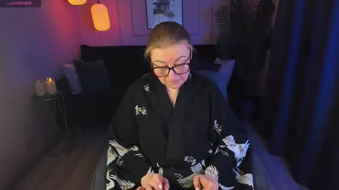 Snapshot of alexandra_kind chatting on 02/15/25, 08:54 Alexandra online show from 02/15/25, 08:54