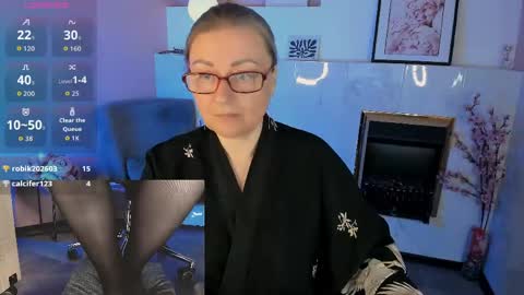 Alexandra online show from 04/18/26, 09:59