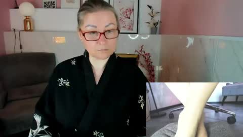 Alexandra online show from 05/19/26, 02:34