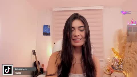 Alexandra Rodriguez online show from 12/01/25, 02:49